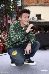 高清组图：陈冠希发新碟 不求销量只望被倾听心声