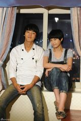 组图：《面包大王》安徽将播 李英雅尹施允暧昧互动