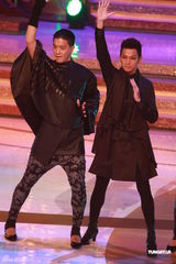 高清图：无线2011年台庆揭幕 众小生花旦盛装亮相