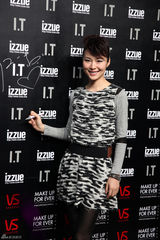 组图：江一燕潮范亮相时尚抢镜 身价飙升受品牌青睐