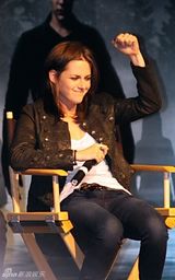 幻灯图集：《暮光》三星齐聚洛杉矶 为《月食》造势