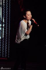 幻灯组图：华语榜中榜成都揭幕 潘玮柏张靓颖站台