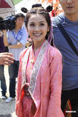 组图：Twins再度合体 美艳女妖造型曝光