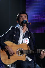 幻灯组图：快男300强突围赛第2场 农民诗人出局