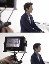 高清图：宋仲基拍广告正装有型眼神深邃