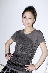 高清图：容祖儿等录节目 阿娇(钟欣桐)阿Sa(蔡卓妍)合体献唱