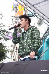 高清组图：陈冠希发新碟 不求销量只望被倾听心声