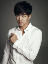 高清：李升基见面会宣传照 白衬衫展迷人气质