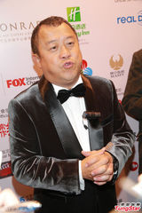 组图：苗侨伟支持子女拍拖 李康生称对手太强