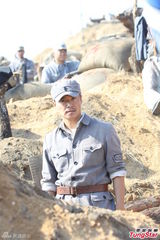 组图：《战神》开机 陈思诚不愿和佟丽娅搭戏