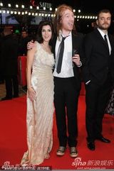 高清图：《大将军寇流岚》首映 巴特勒查斯坦嬉闹