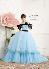 组图：筱田麻里子自创婚纱品牌唯美梦幻