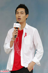 组图：杨佑宁为爱下厨 勉励郭采洁金马失意