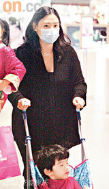 幻灯组图：张柏芝产后首度曝光 康复进度佳精神焕发