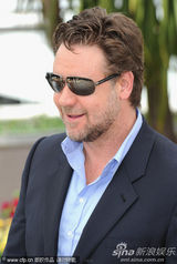 幻灯图集：戛纳开幕片记者会 克劳携布兰切特亮相