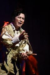 高清组图：Jun.K誉恩音乐剧《三剑客》谱恋曲