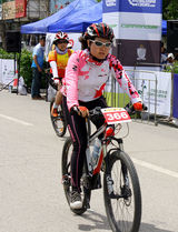 铁木真挑战赛落幕  观日落欣赏彩虹美景