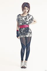 组图：韩首支混血女组合chocolat亮相 精致如娃娃