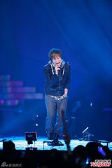 组图：数位音乐风云榜举行 陈奕迅五月天等热唱