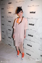 组图：范晓萱祝Makiyo再出发 透露暂无结婚计划