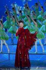 组图：央视春晚备播带 宋祖英独唱《茉莉花》