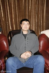 组图：姚明夫妇捧场周立波 叶莉怀孕后首次亮相