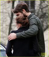 组图：艾玛-沃特森恋情升温 与新欢街头热拥