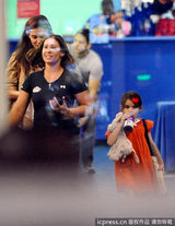 组图：小苏瑞猛练体操 奥运“种子”初长成