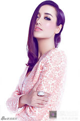 组图：吕一最新写真曝光 娇柔妩媚展现复古风情