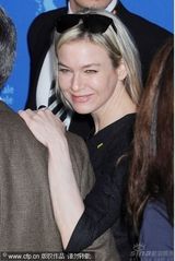 幻灯图集：柏林电影节7评委亮相 余男齐薇格争艳