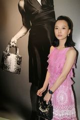 高清组图：王珞丹杨幂赵薇邬君梅上海“比美”