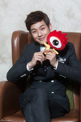 高清组图：韩星崔宇植爱台湾小清新喜欢周星驰