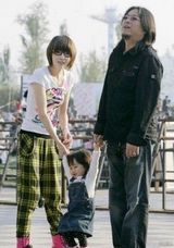 组图：高晓松85后娇妻私房照 与4岁爱女晒温馨