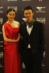 组图：叶祖新出席芭莎时尚盛典 笑称首都遭艳遇