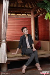 组图：剩女周丽淇被友人安排相亲