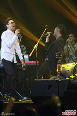 组图：关楚耀个唱邀张学友坐阵 遗撼谭咏麟未到