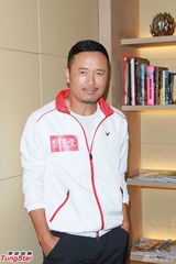 组图：苗侨伟澄清电视尺度有限 偏心说纯属说笑