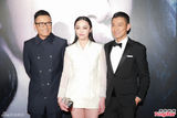 组图：刘德华苗侨伟两虎合体 姚晨白衣亮相