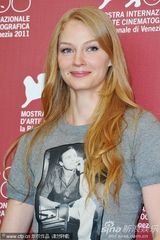 组图：《锅匠裁缝士兵间谍》发布 影帝费尔斯受瞩目