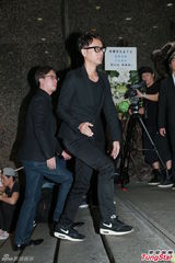 组图：张耀荣办葬礼 谭咏麟容祖儿梁咏琪等出席