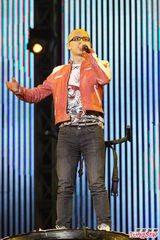 组图：王心凌谈新恋情 罗志祥庾澄庆比拼热舞