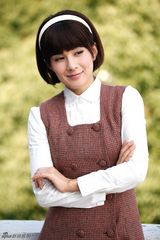 组图：蔡妍最新写真简单自然俏皮可爱