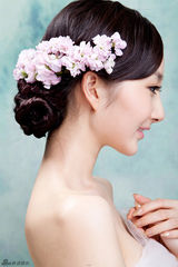 组图：程媛媛新娘婚纱写真宛若仙子