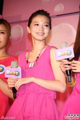 组图：台湾少女团体Popu Lady粉红现身代言游戏