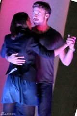 组图：鲁妮-马拉与高斯林拍戏亲密无间