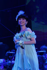 组图：孟庭苇广州开唱 与歌迷同忆纯真年代