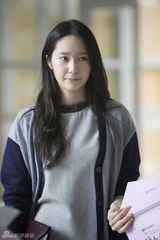 高清图：f(x)水晶拍《继承者们》清纯甜美潮范