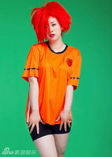 幻灯：芙蓉不畏“乌鸦”称号 披三国队服尽显妖娆