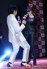 组图：《歌唱比赛》柳贤京金仁权自曝像夫妻