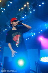 高清：热波音乐节第一天 张震岳热狗引爆成都